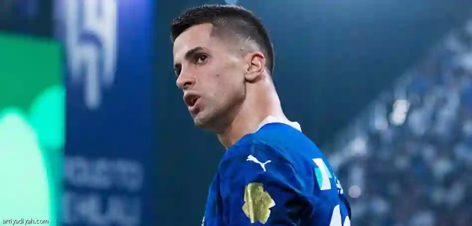 الهلال يتنفس الصعداء بعد عودة نجمه لصفوف النادي 