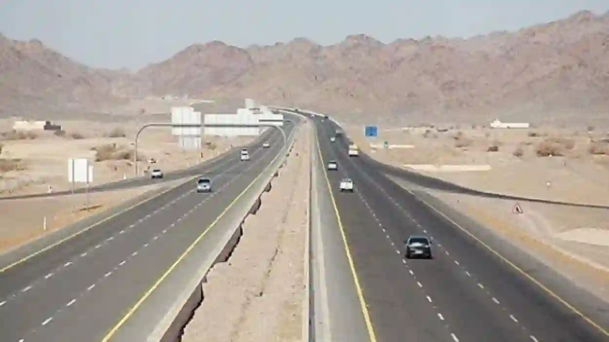طريق الدمام - المدينة المنورة 